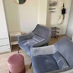 Refait A Neuf En Hypercentre Avec Balcon *